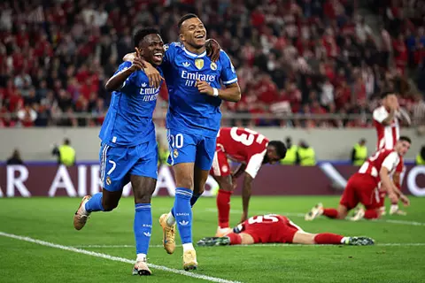 الرابع في تاريخ ريال مدريد.. "سوبر هاتريك" أول لمبابي في دوري أبطال أوروبا